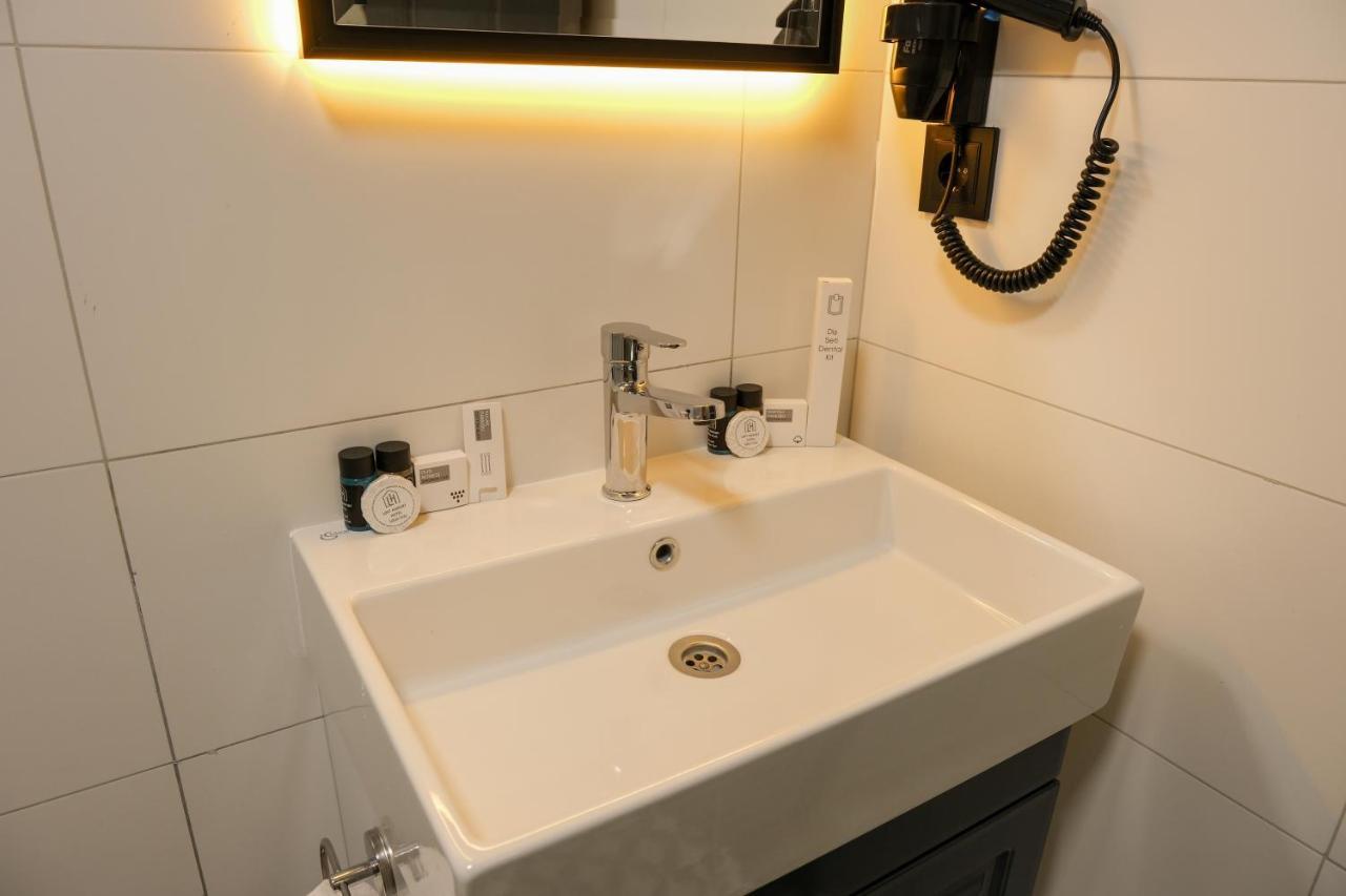 Plus Hotel & Private Transportation Istanbul Airport-By Loft Arnavutkoy Exterior foto